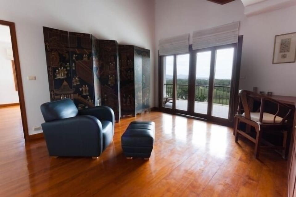 4BR Luxury Pool Villa - Layan Beach