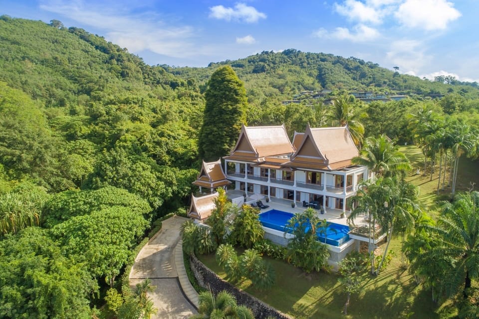 4 BR Luxury Pool Villa, Layan Beach