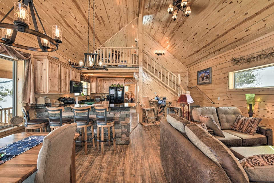 Living Room | T & G Pine Interior