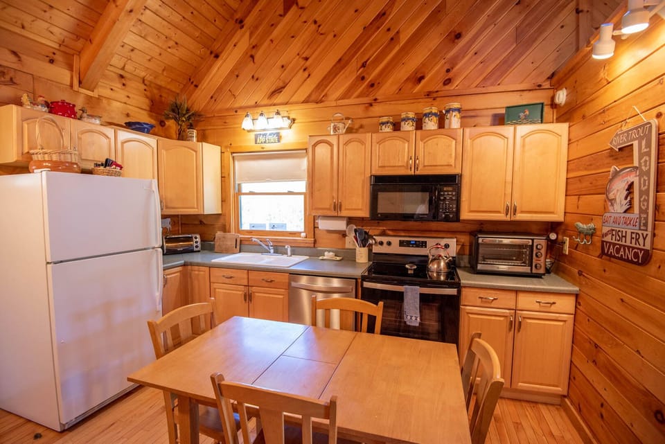 Eat-in kitchen with a 12-cup Mr. Coffee...