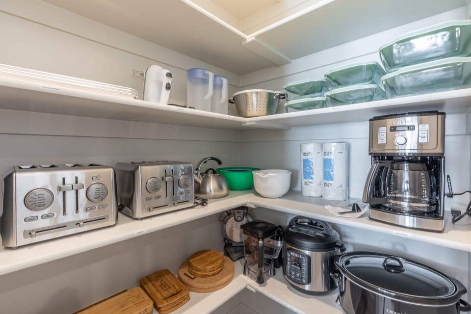 Pantry - This large pantry shows you all the appliances available for you to use during your stay.