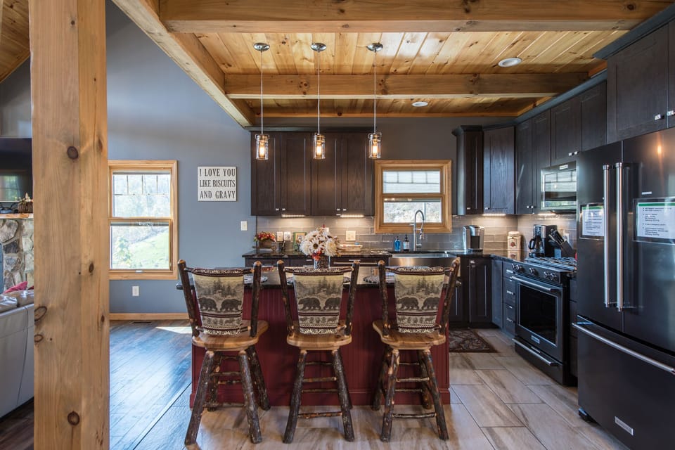 Kitchen Island with Seating for 3