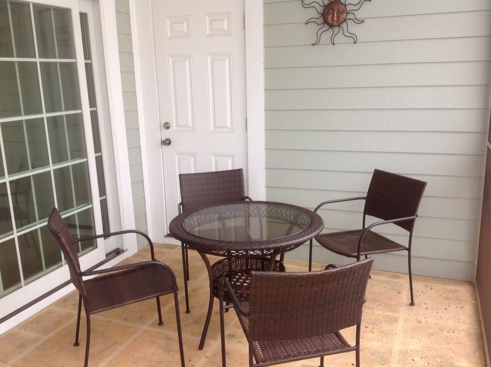 Screened Patio