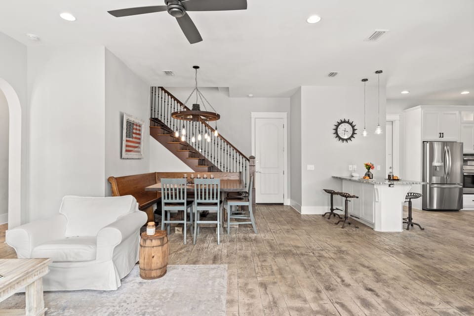 Open layout offering seamless transitions.