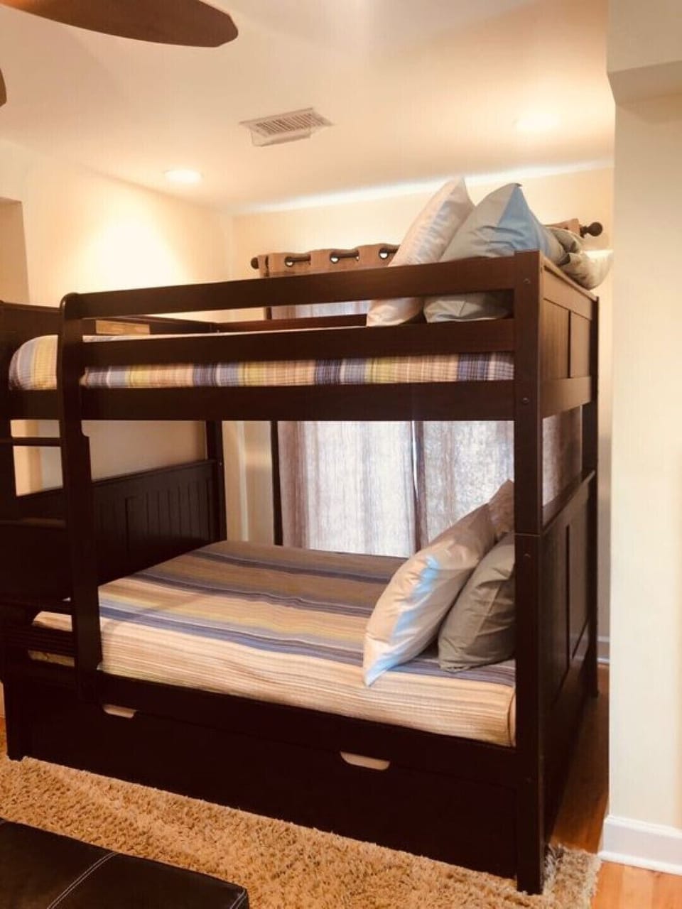 Bedroom 5 - Third Floor with double bunk bed and single trundle