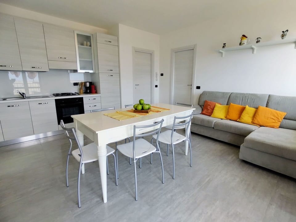Cabinetry, Property, Furniture, Table, Kitchen Sink, Sink, Countertop, Interior Design, Architecture, Floor