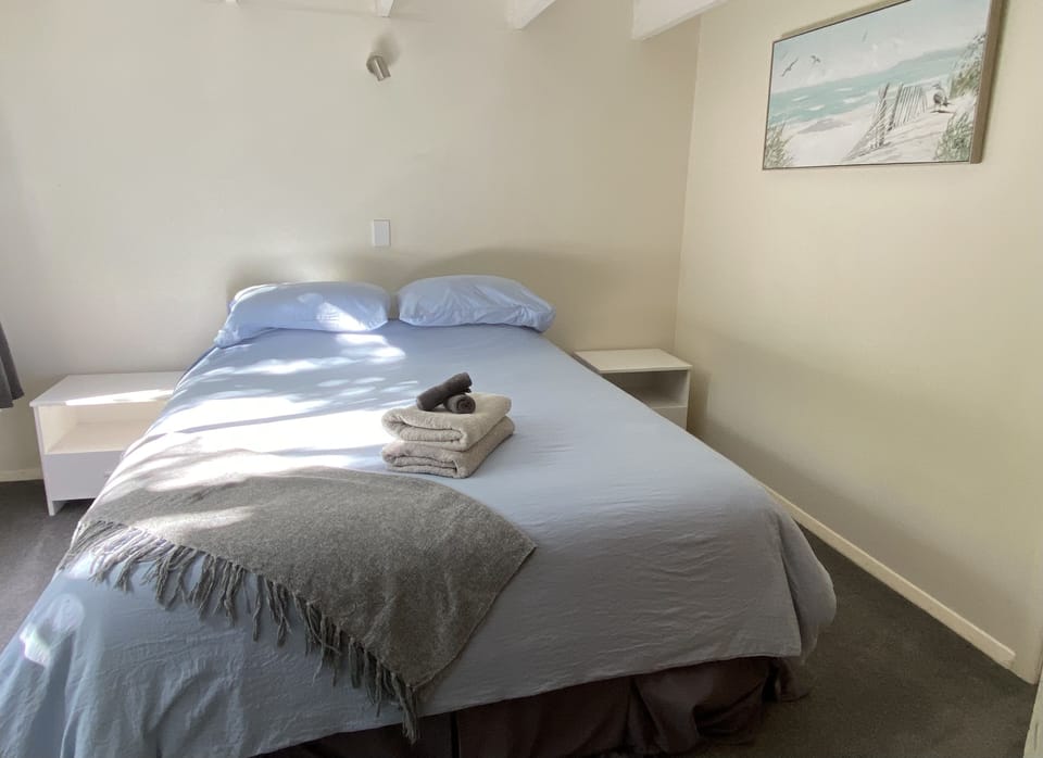 Bedroom 4 (downstairs) 