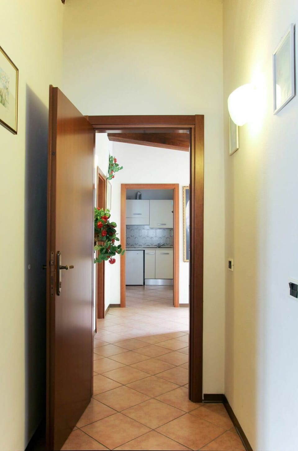 Property, Room, Building, Door, Floor, House, Ceiling, Interior Design, Real Estate, Architecture