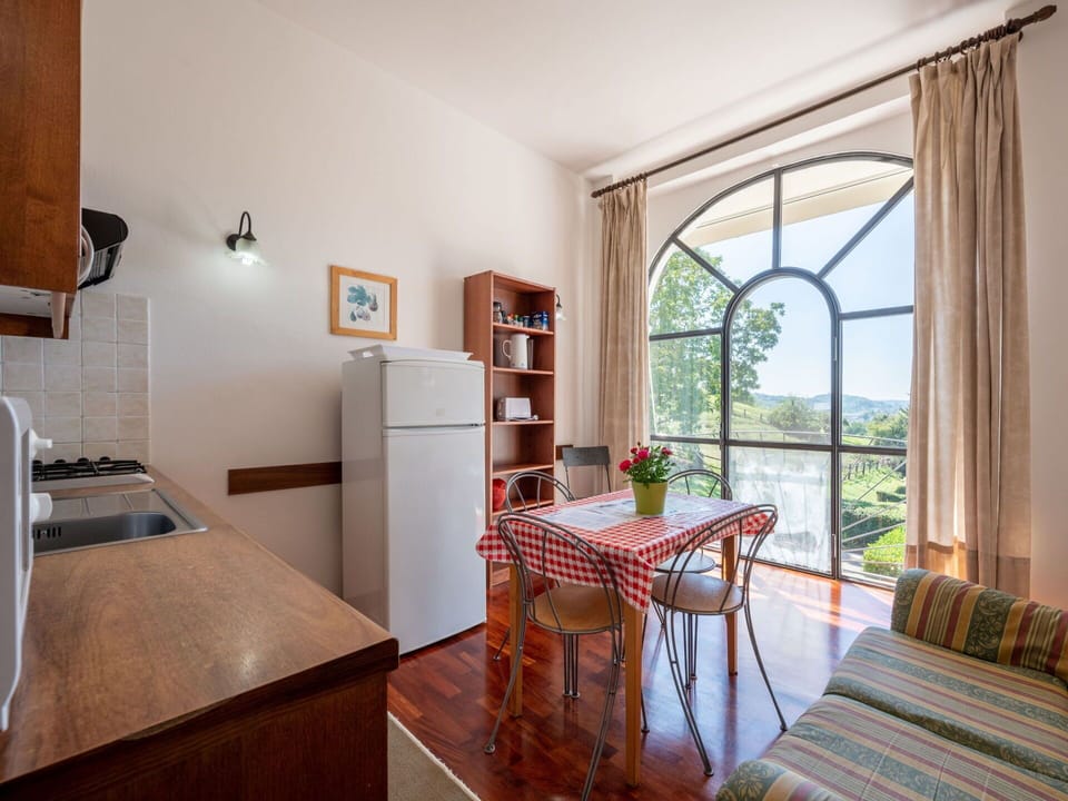 Table, Furniture, Window, Cabinetry, Wood, Houseplant, Plant, Interior Design, Building, Floor