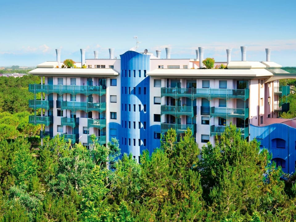 Sky, Building, Property, Window, Urban Design, Land Lot, Grass, Tree, Plant, Condominium