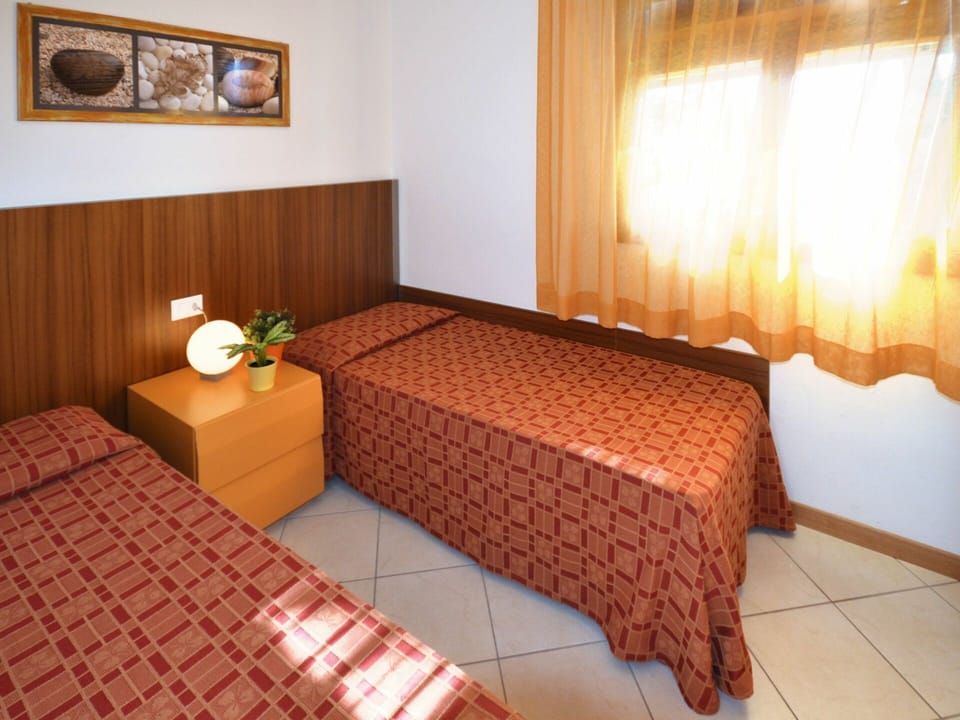 Room, Bedroom, Furniture, Property, Bed, Interior Design, Bed Sheet, Floor, Building, Suite