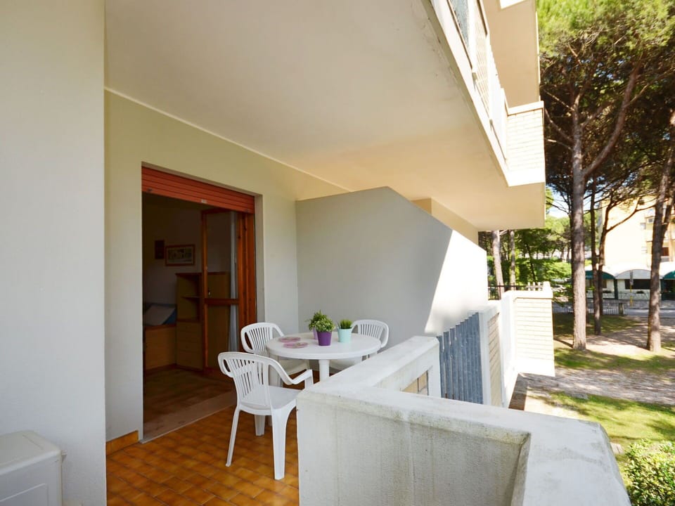 Property, Room, Building, House, Interior Design, Real Estate, Furniture, Architecture, Floor, Home