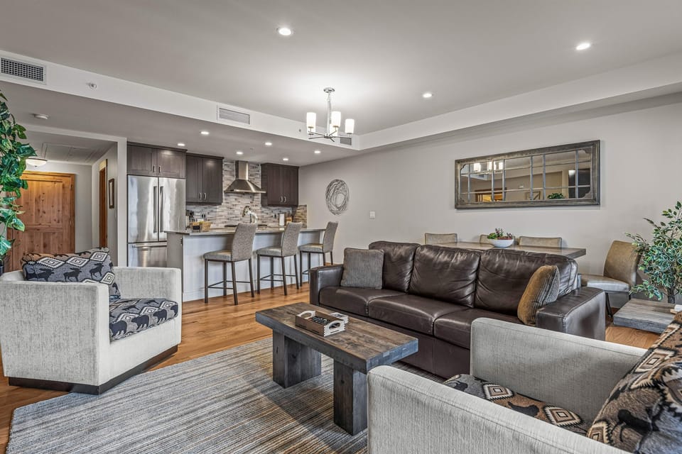 Spacious 1260 sq. ft suite