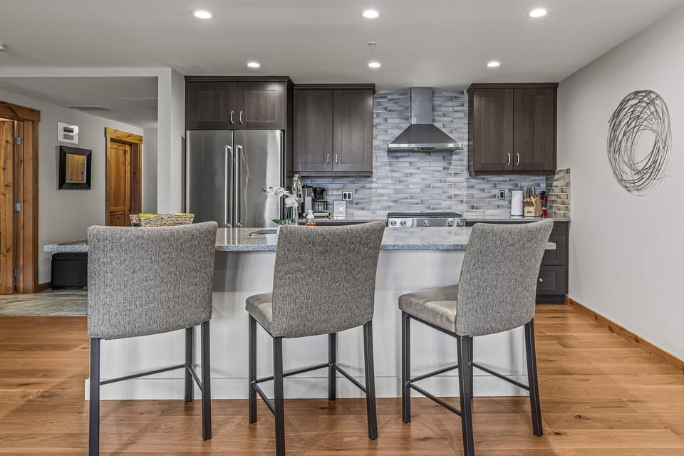 Kitchen Bar