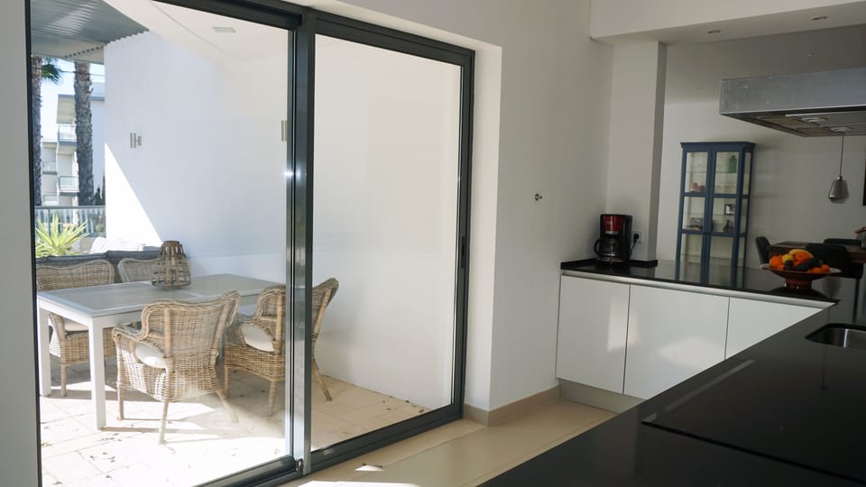 REF:ZD.3 Modern Luxury large spacious 3 bedroom 2 pools Apartment in Quarteira