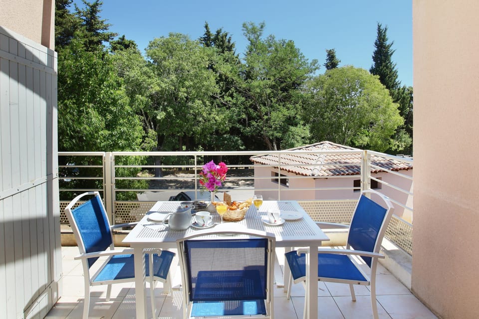 This studio may feature a balcony or a terrace - please let us know if you have a preference!