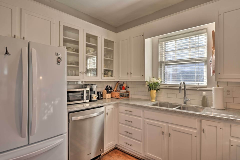 Kitchen | Keurig Coffee Maker