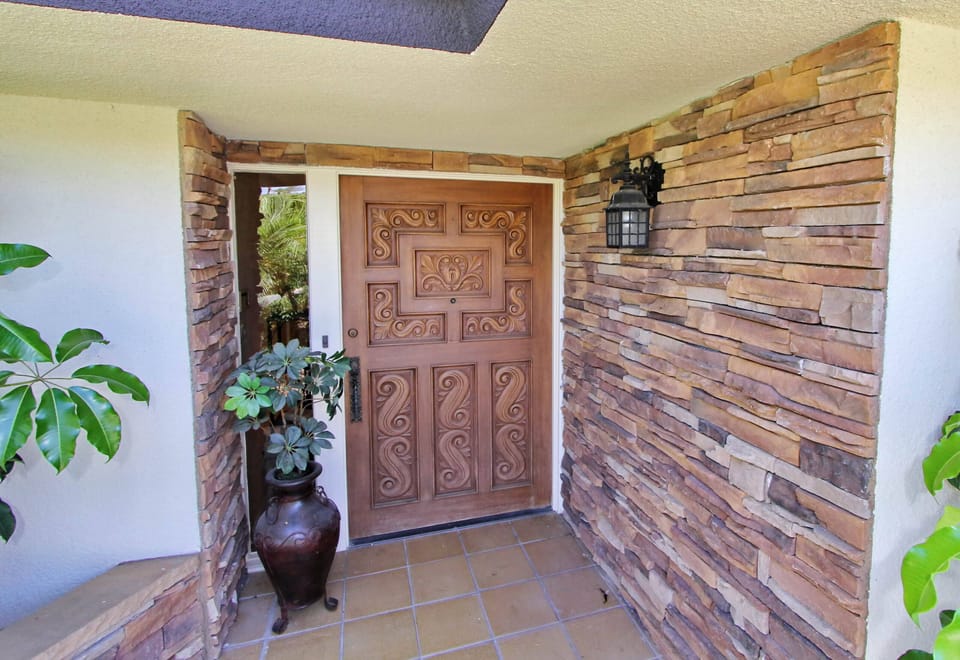 EntranceCasitas