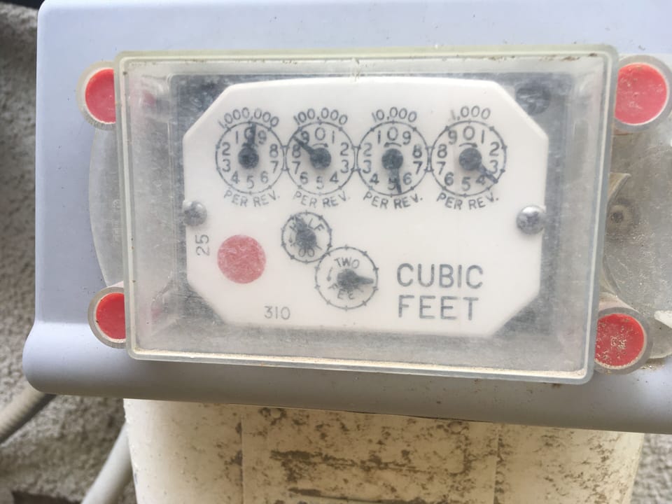 Gas meter behind casitas