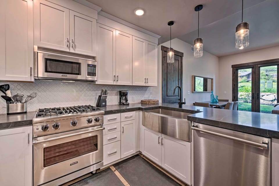 Kitchen | Updated Appliances | Open Floor Plan | Ground-Level Unit