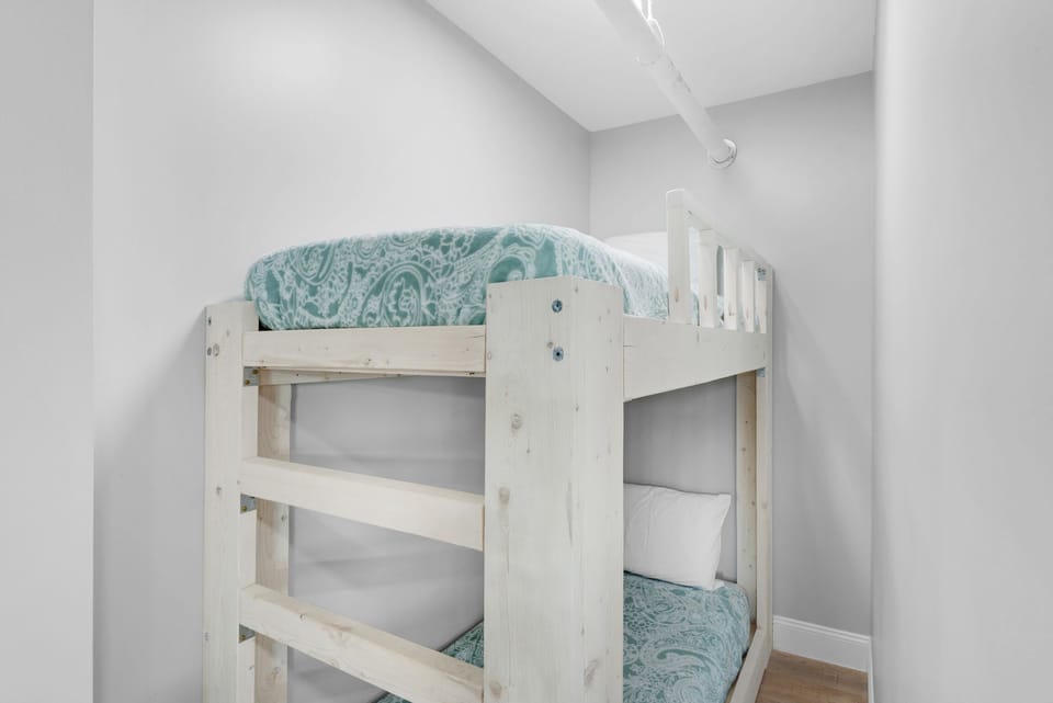 Bunk room