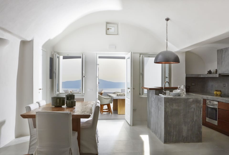 Living room & kitchen