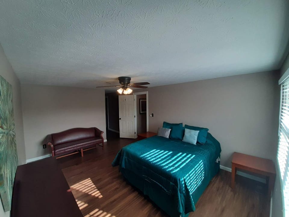 Master bedroom