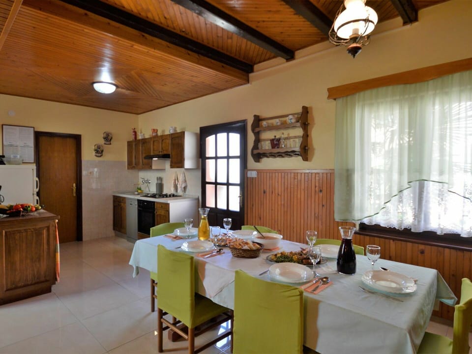 Table, Furniture, Property, Window, Chair, Wood, Lighting, Door, Tableware, Curtain