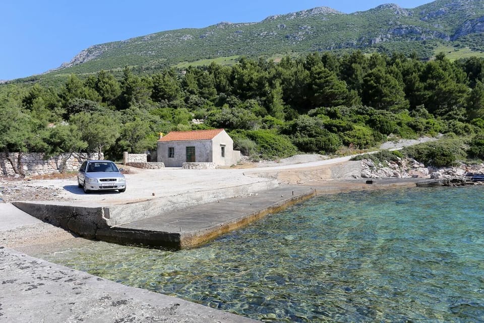 Nearby beaches