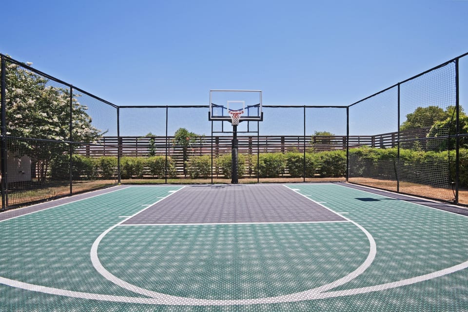 This resort has many amenities for you to enjoy!