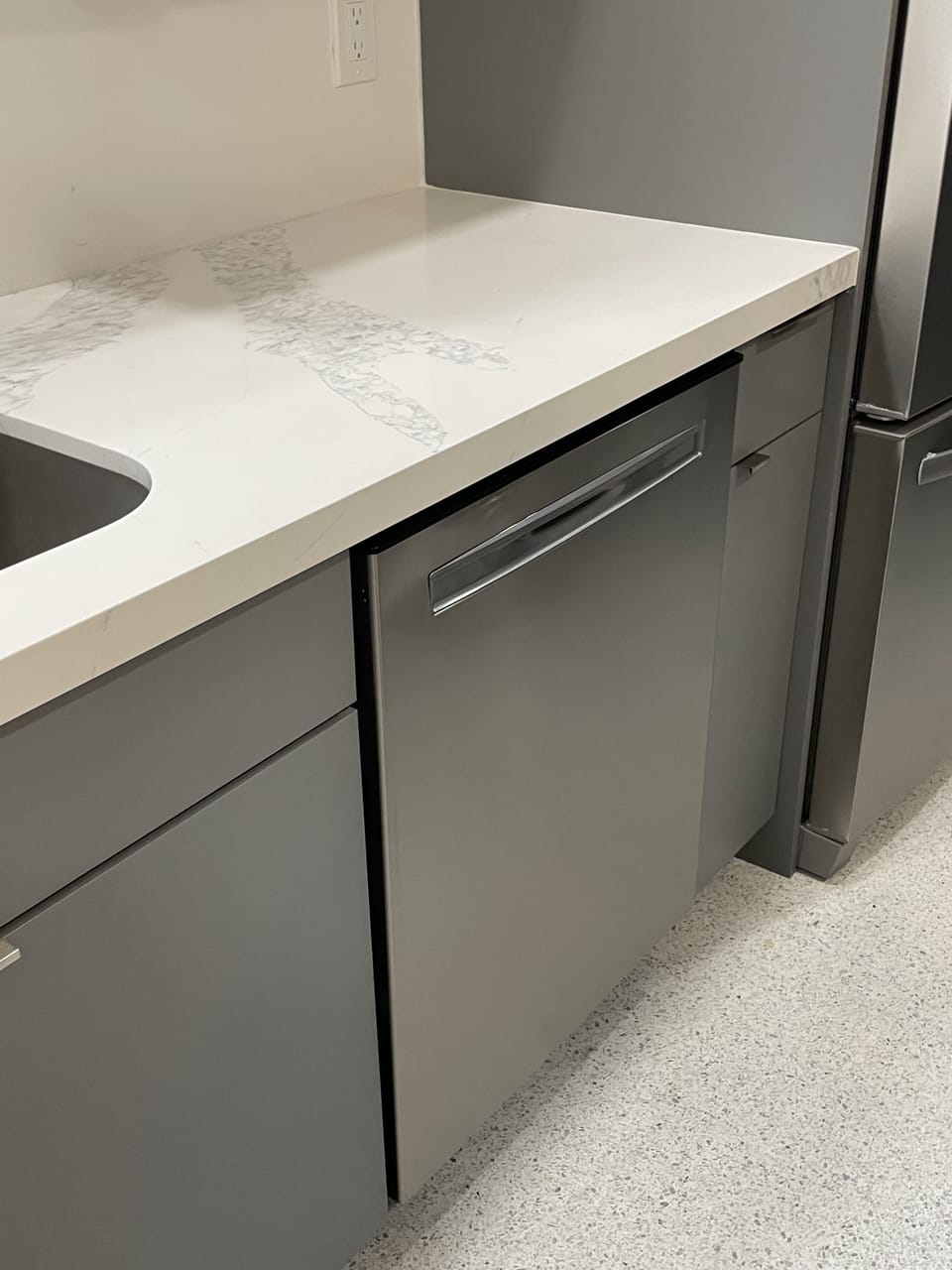 dishwasher in full kitchen