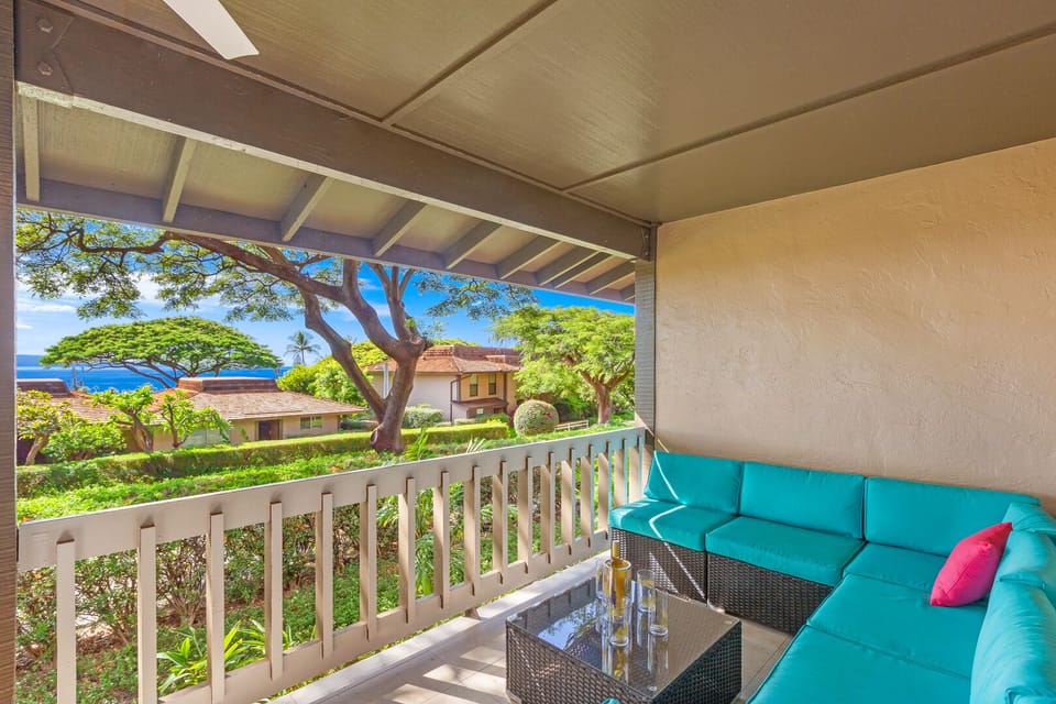 living room lanai sofa