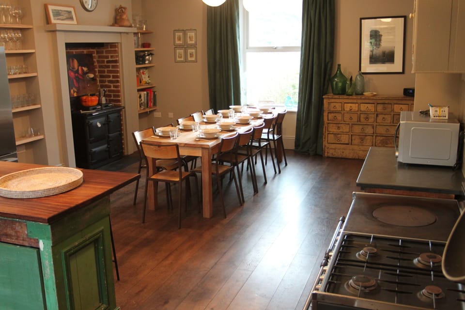 Kitchen/ Dining room