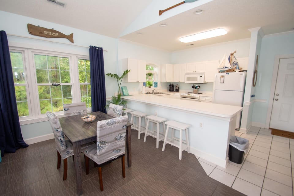 Kitchen and Dinning Room