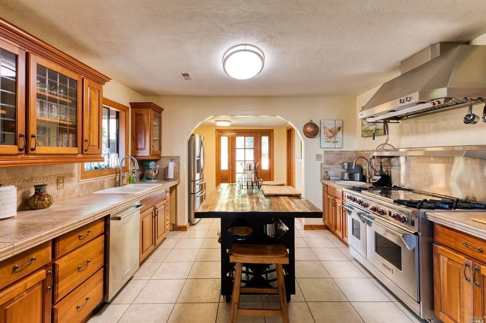 Fully equipped Kitchen.