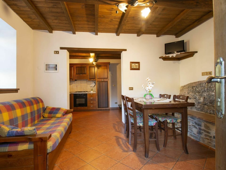 Sky, Mountain, Snow, Cloud, Highland, Slope, Outdoor Recreation, Tree, Freezing, Terrain