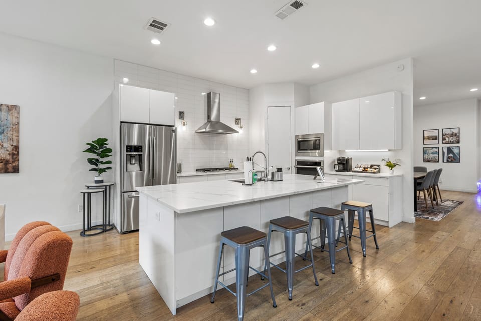 Open concept Chef's kitchen