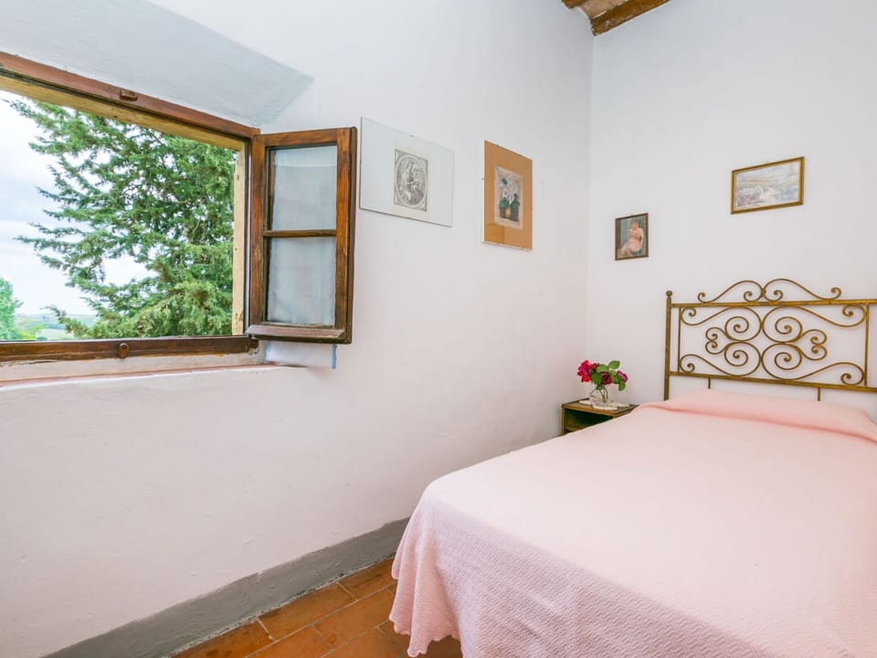 Property, Building, Wood, Picture Frame, Interior Design, Floor, Shade, Window, Comfort