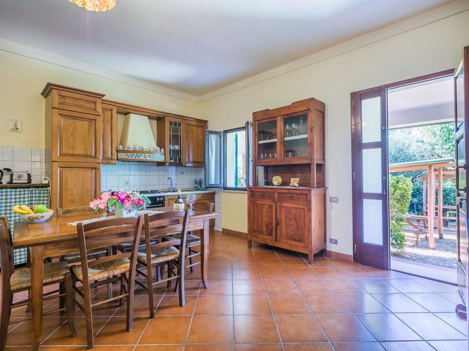 Furniture, Cabinetry, Property, Table, Wood, Building, Chair, Shelf, Kitchen, Architecture
