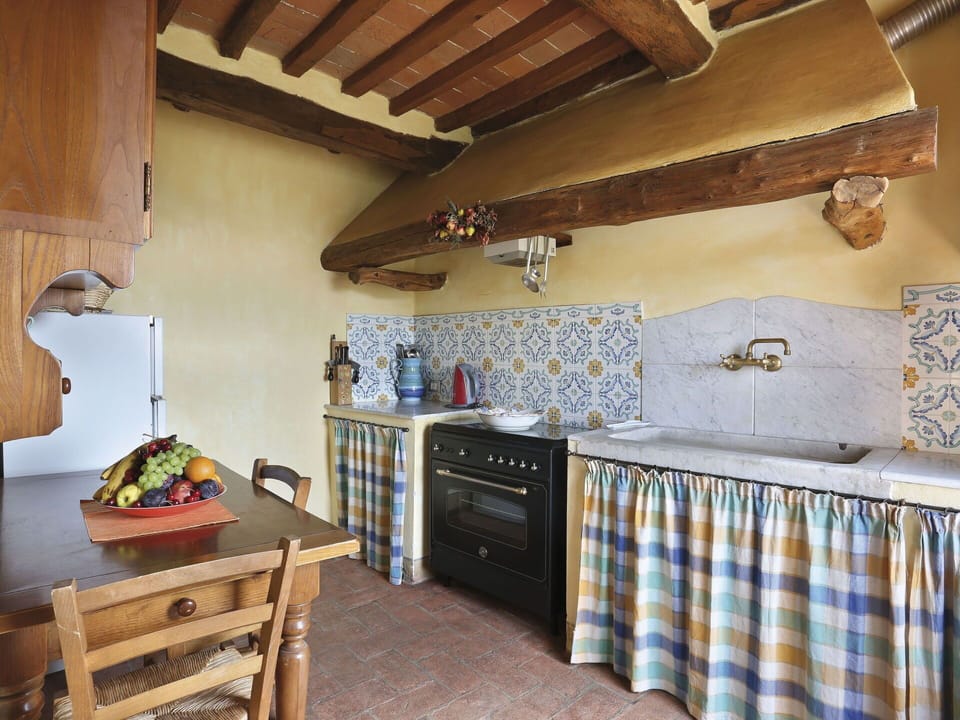 Room, Property, Building, Furniture, Countertop, Kitchen, Beam, Floor, House, Ceiling