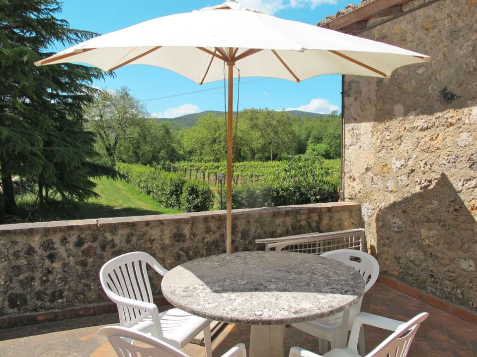 Property, Umbrella, Outdoor Table, Furniture, Table, House, Building, Patio, Outdoor Furniture, Real Estate