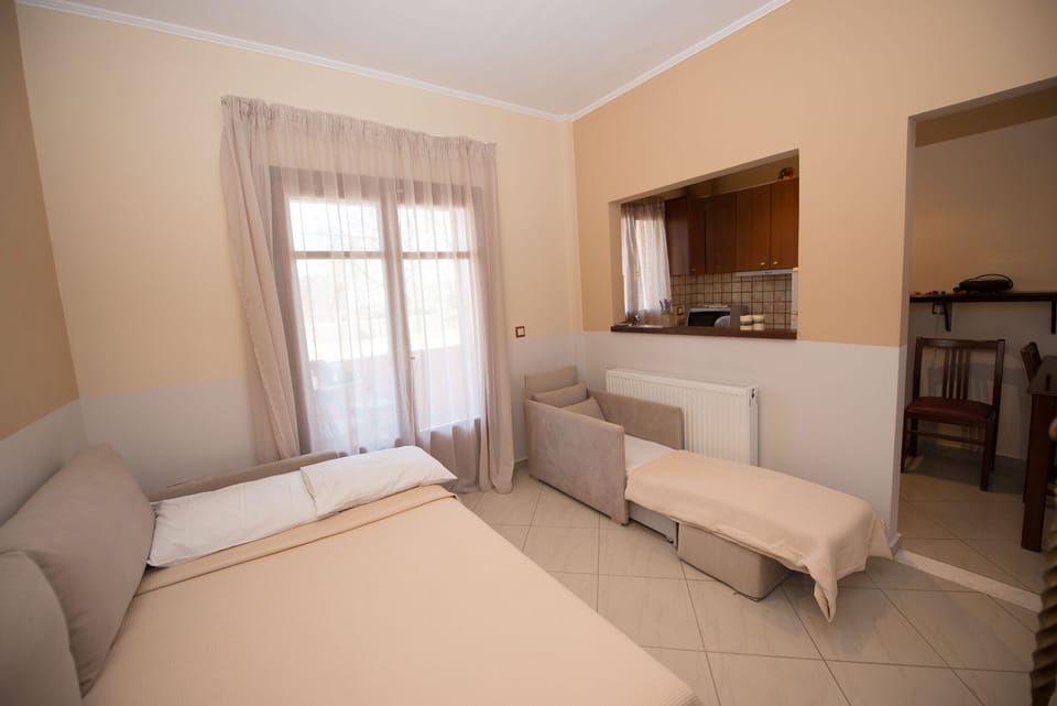 Erikousa villa 7 - living room with sofa beds
