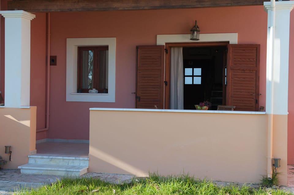 Erikousa villa 7 - veranda