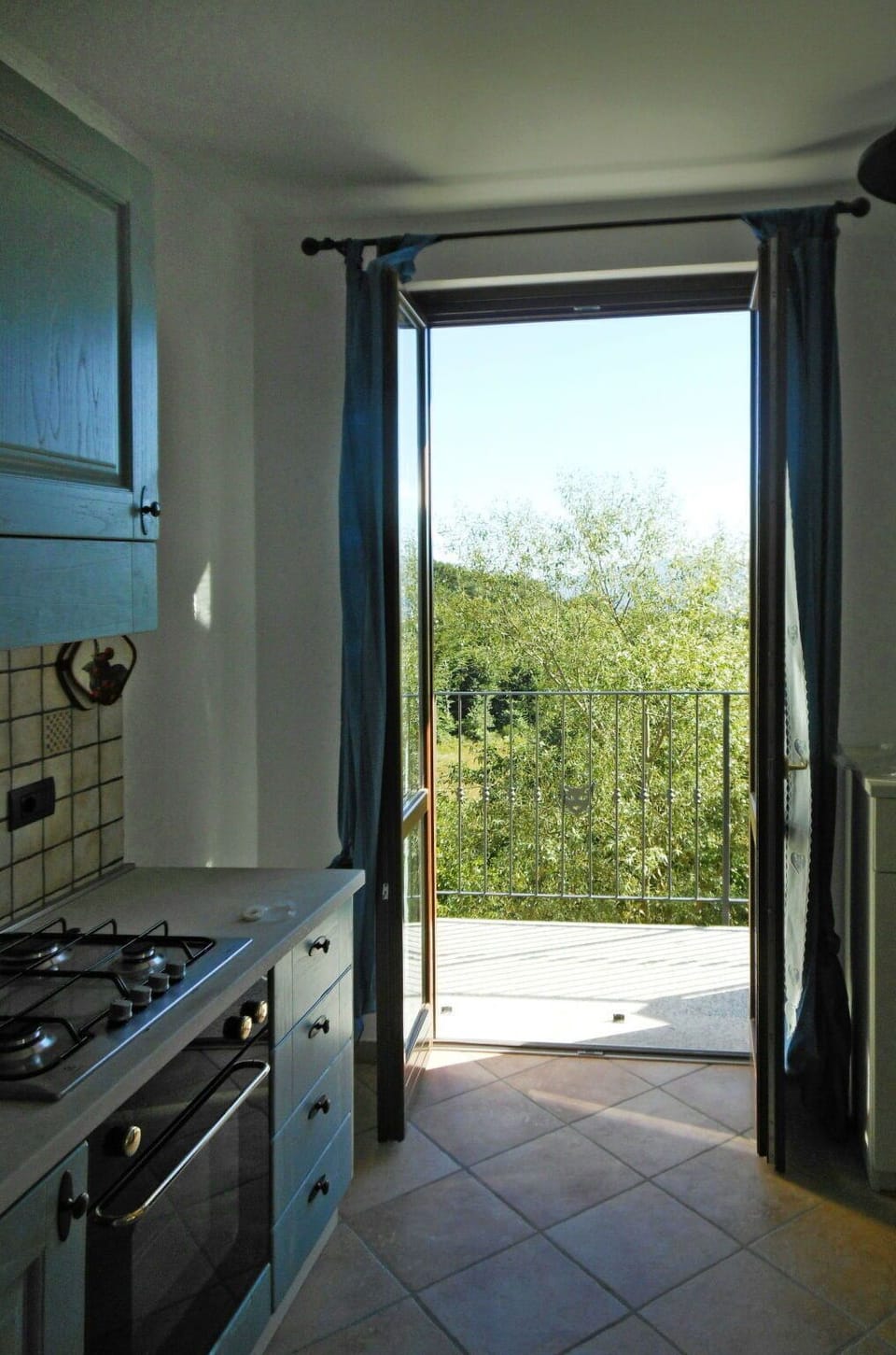 Property, Room, Building, House, Floor, Home, Tile, Window, Furniture, Real Estate