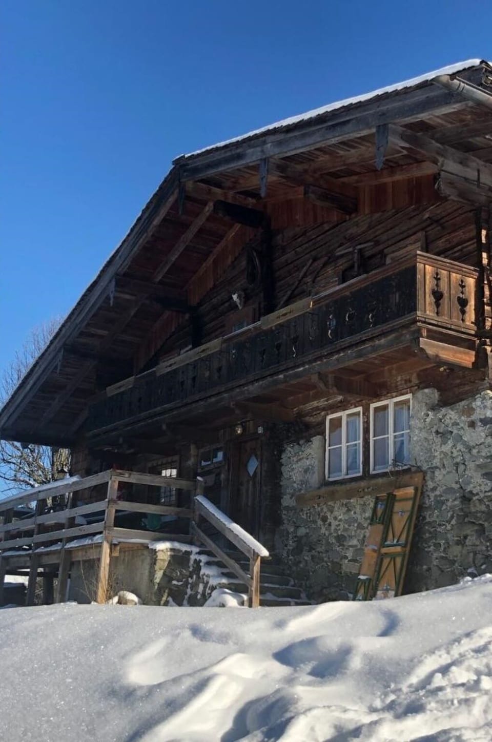 Sky, Building, Window, Snow, Wood, House, Slope, Cottage, Roof, Landscape
