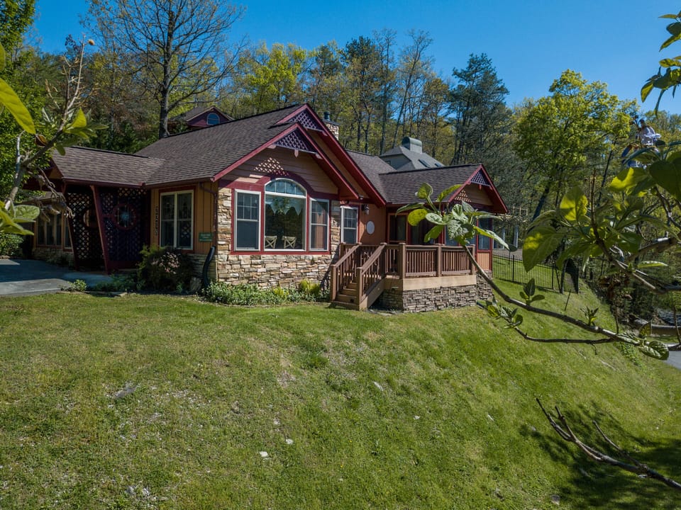 Smoky Mountain Cabin "Sunset View Chalet" 
