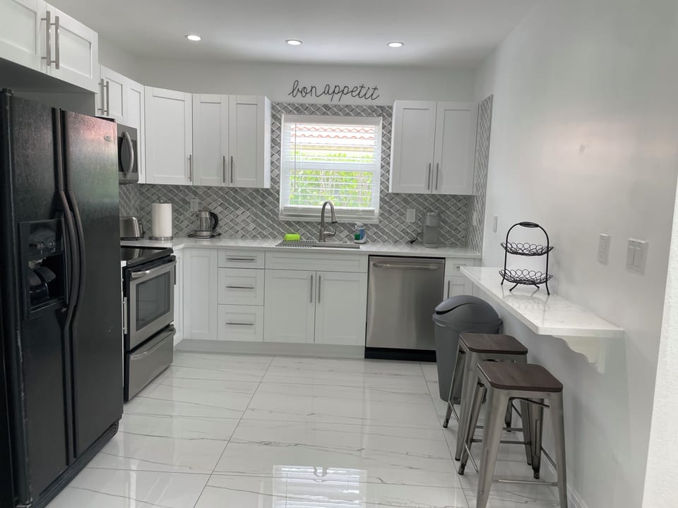 Fully equipped brand new kitchen