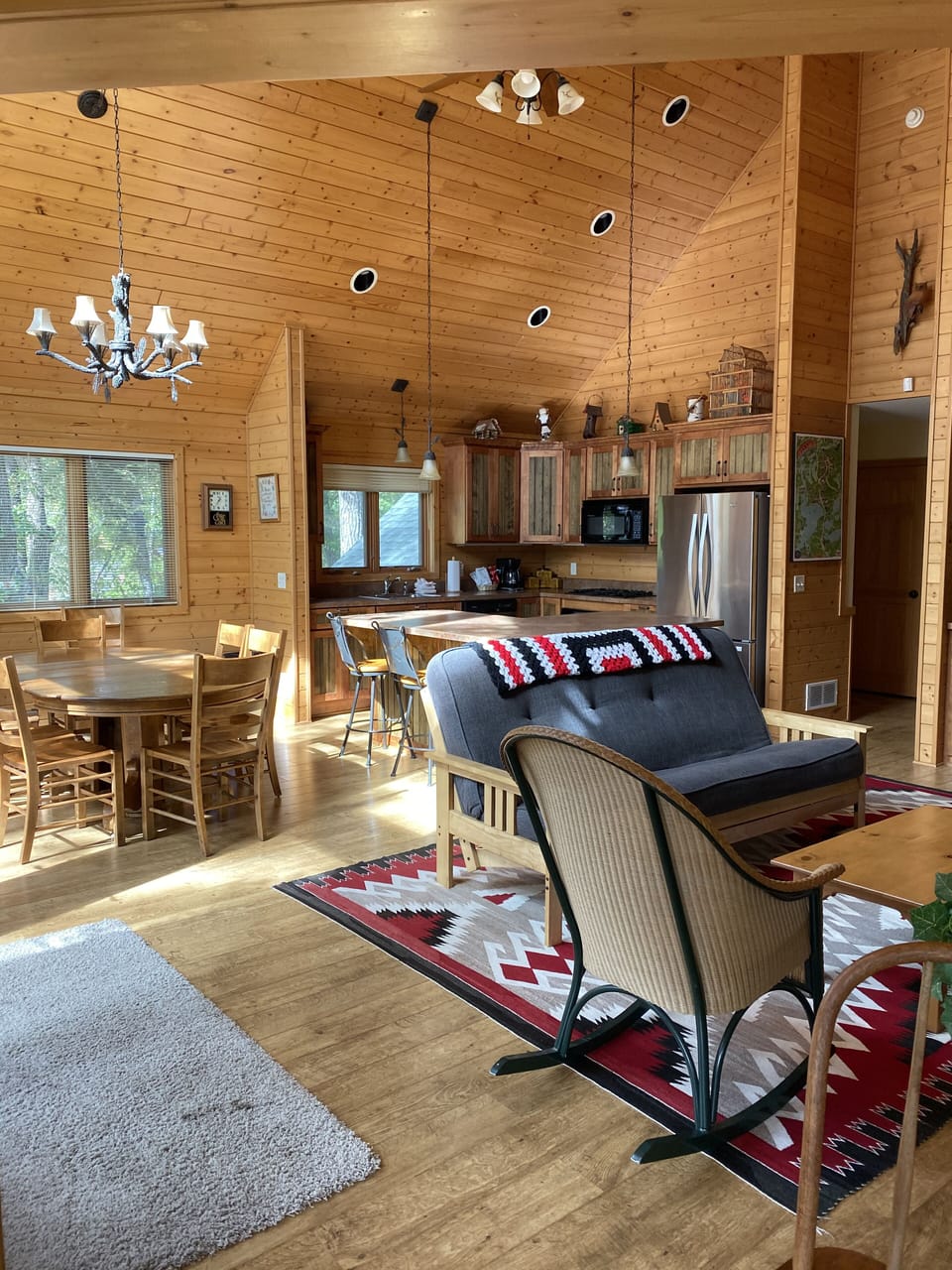 Living and kitchen area