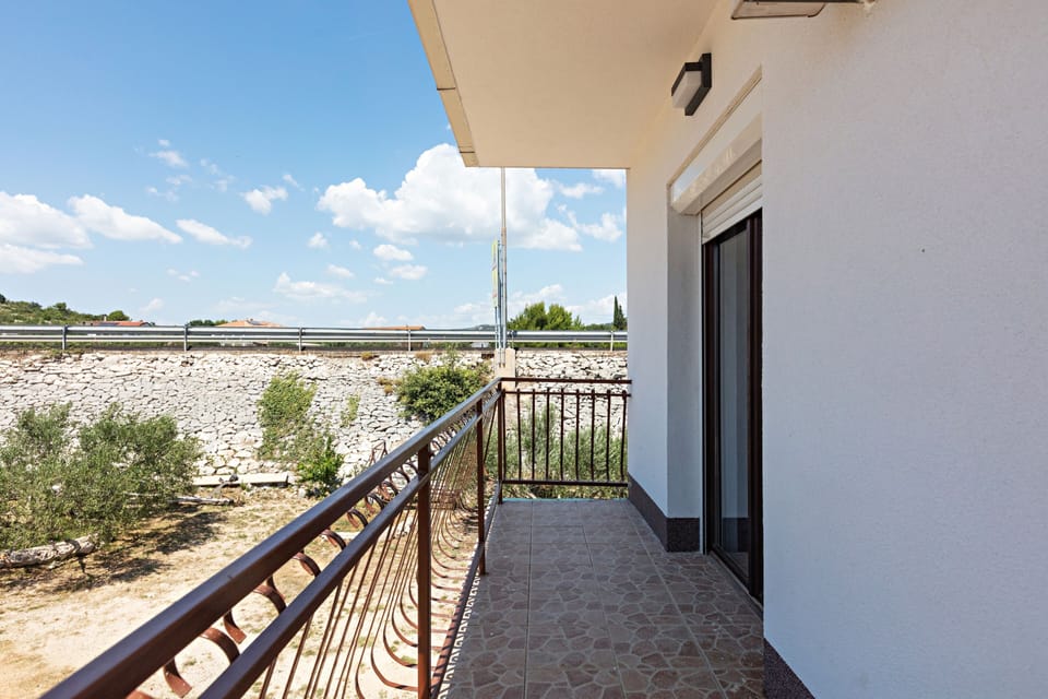 Balcony 2