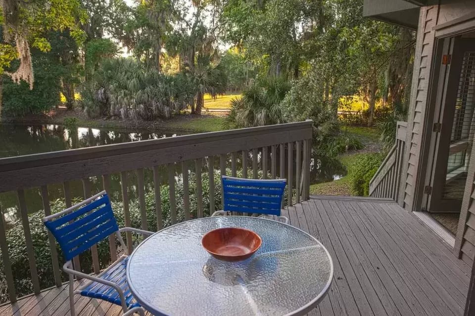 Deck overlooking the lagoon